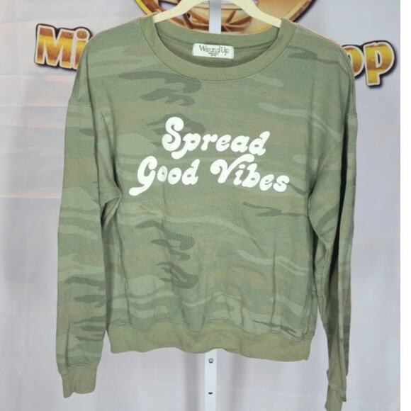 WoundUp Green Camo "Spread Good Vibes" Sweatshirt - Size Medium - Picture 1 of 5